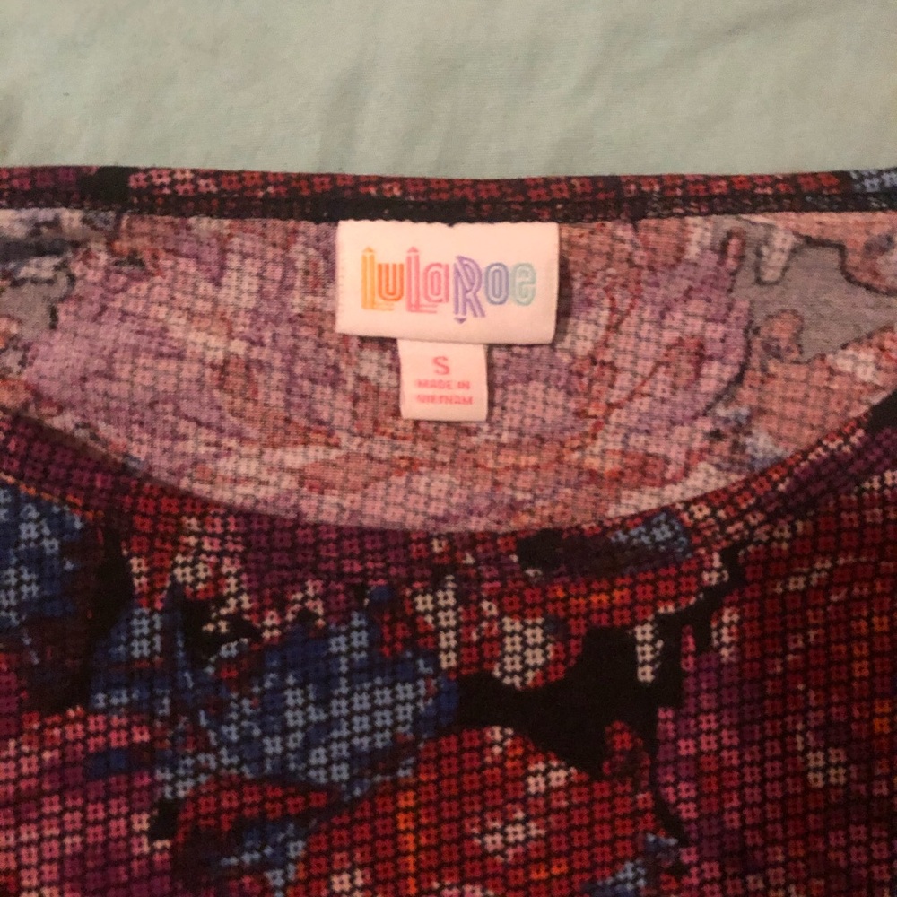 Lularoe top, Irma